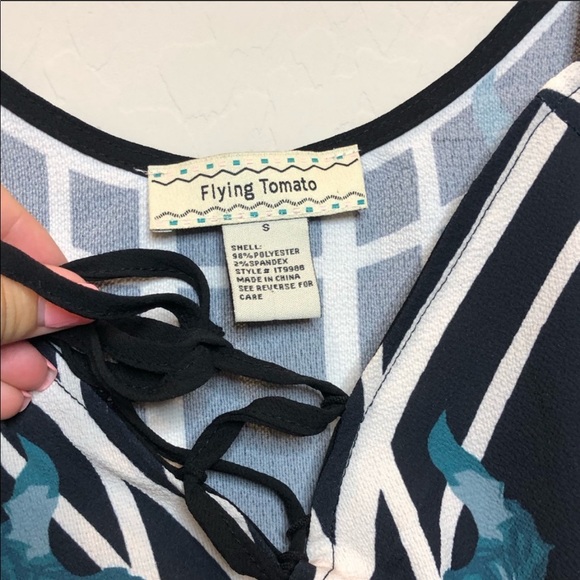 3/$20 Flying Tomato Cold Shoulder Floral Top, Small - Picture 3 of 6